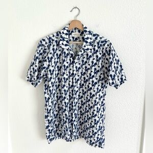 FAR AFIELD abstract print linen short sleeve button down shirt / size L